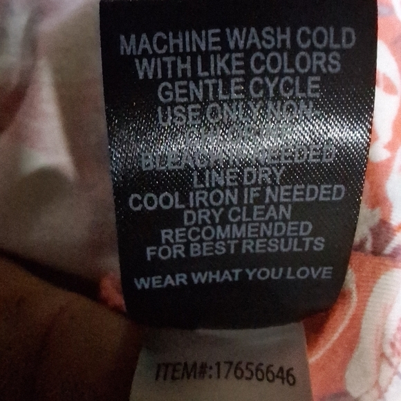 A Torrid Super Soft Knit Orange and Pink Floral Tunic Top In A Size 4. EUC - Picture 6 of 9